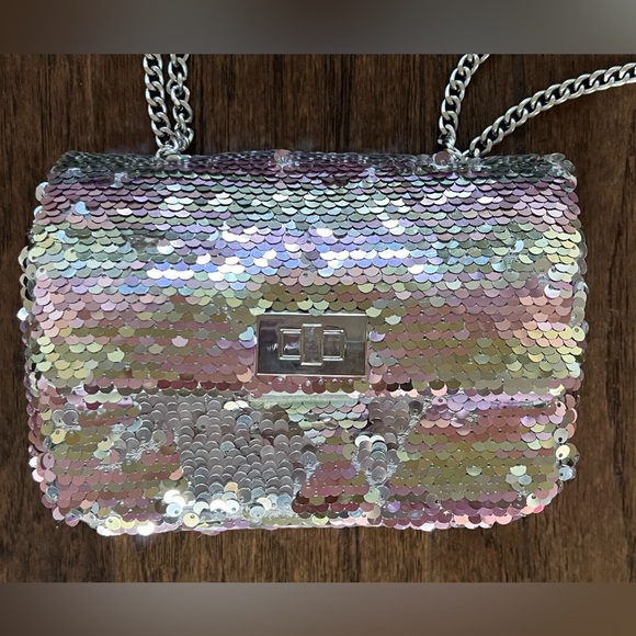 The Children's Place Girl Sliver Flip Sequin Shoulder Party Purse Bag with Chain - Picture 12 of 15